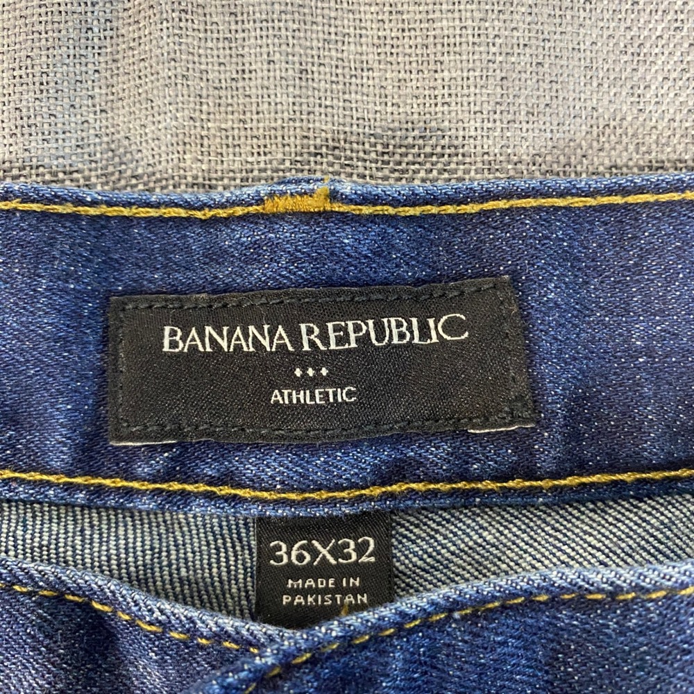 Banana Republic Athletic Fit Jeans Mens 36x32 Dark Wash Blue Denim Pants - Picture 3 of 8